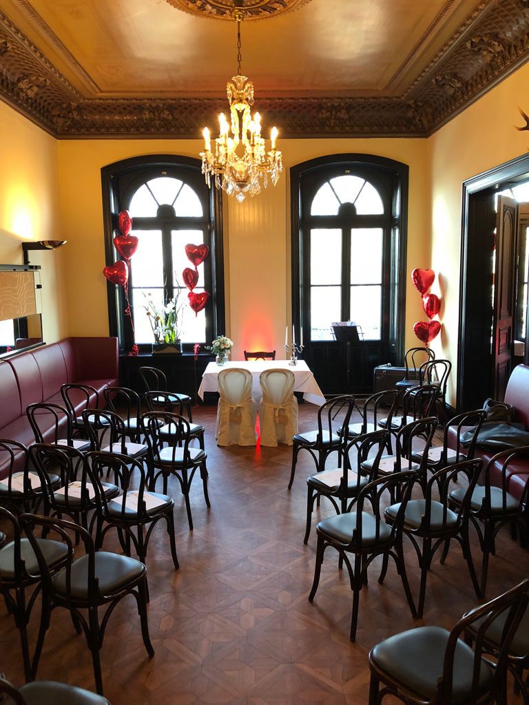 literaturhauscafe-hochzeit-trauung-grosser-alstersalon svg+xml;charset=utf